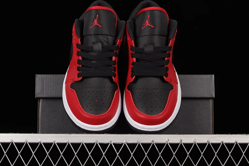 All categories Air Jordan Jordan series basketball shoes Air Jordan 1 Low Z version Air Jordan 1 Low AJ1 Joe 1 new black and red low-top cultural basketball shoes 553560-605
